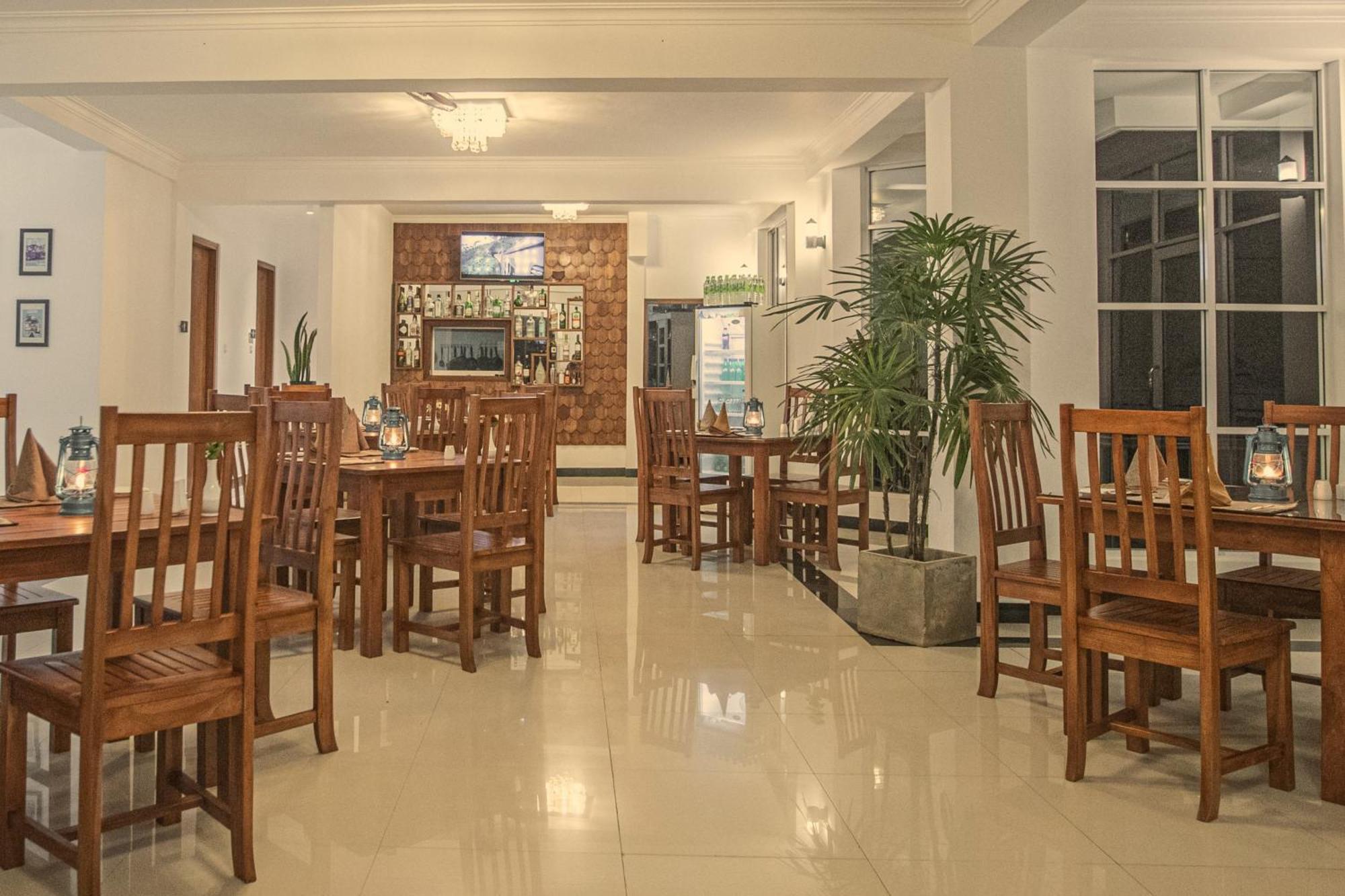 אלה Hotel Onrock מראה חיצוני תמונה
