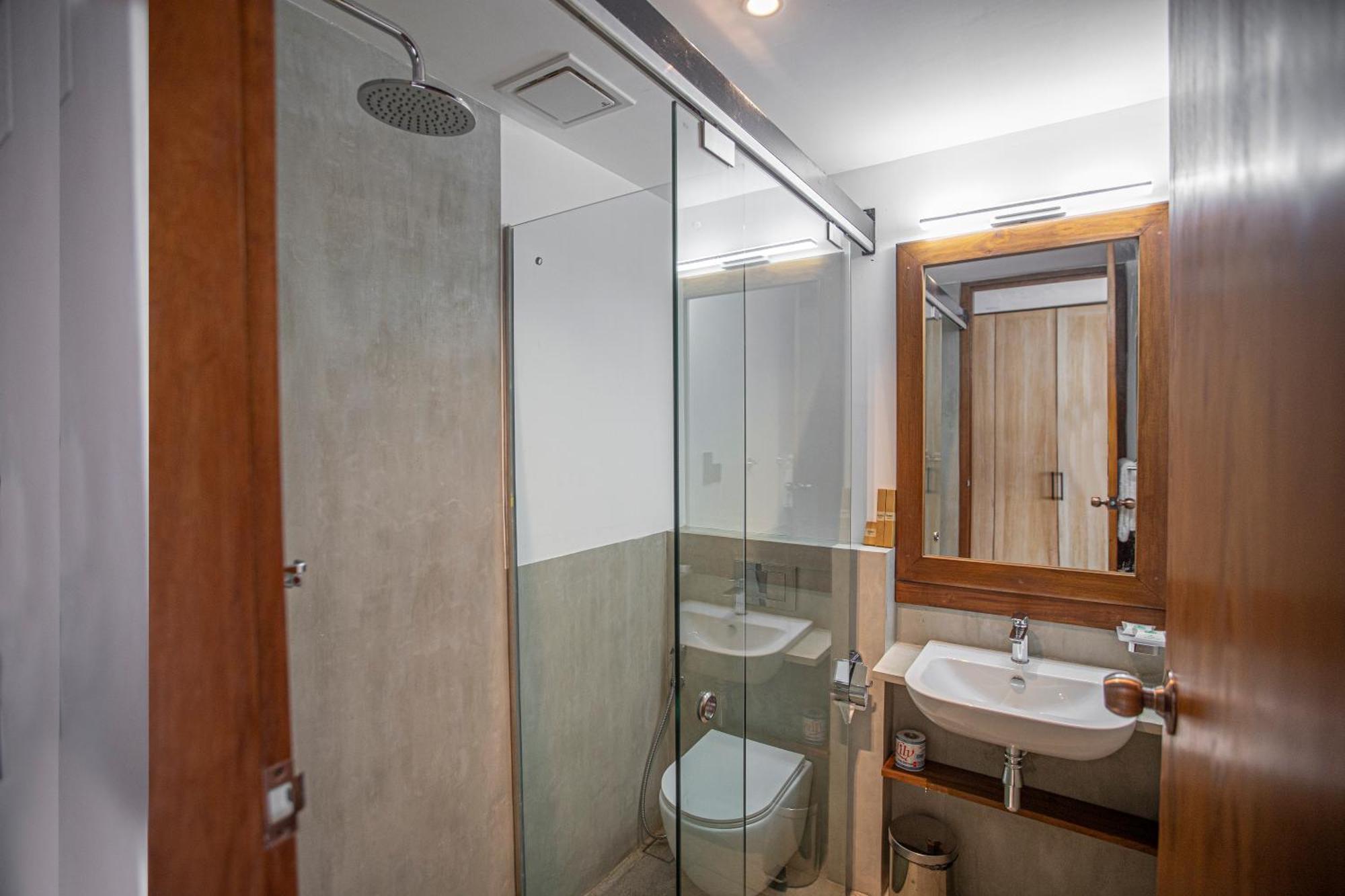 אלה Hotel Onrock מראה חיצוני תמונה